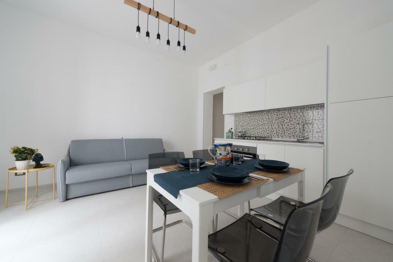 Laurus Apartments ตราปานี ภายนอก รูปภาพ
