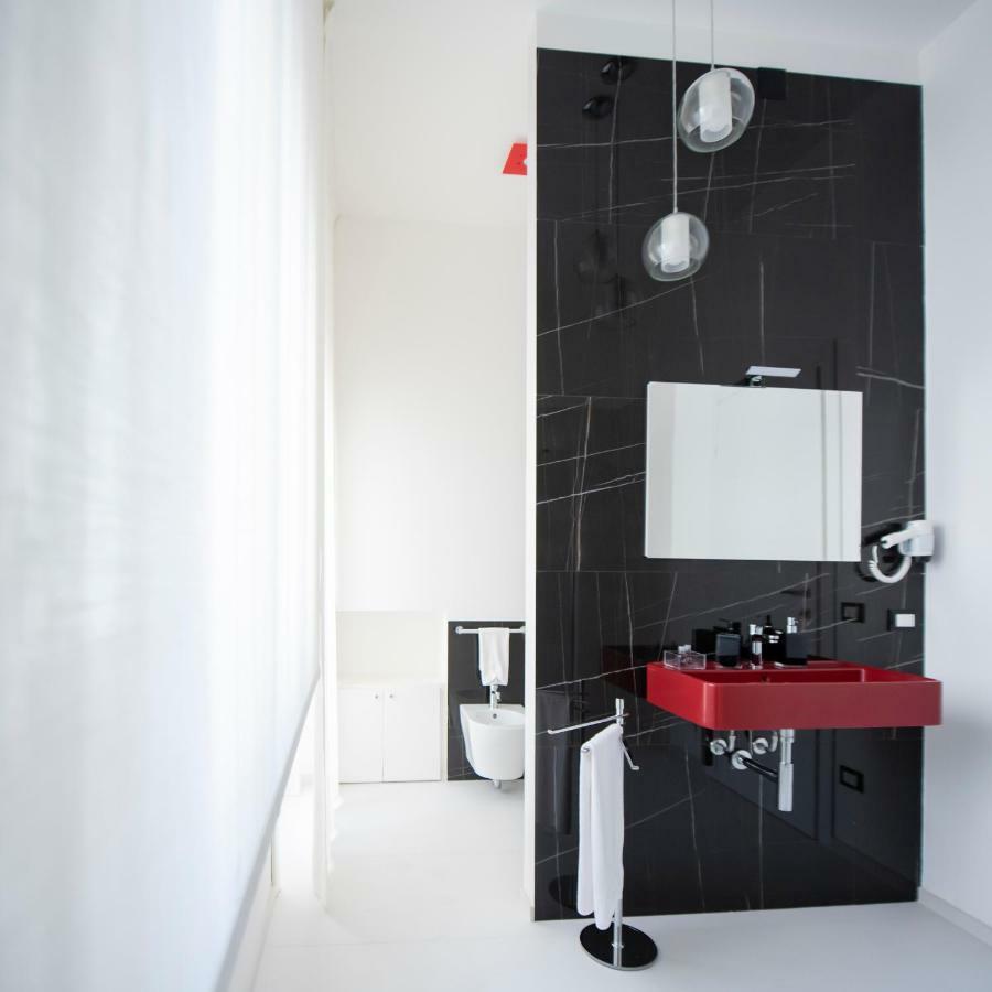 Laurus Apartments ตราปานี ภายนอก รูปภาพ